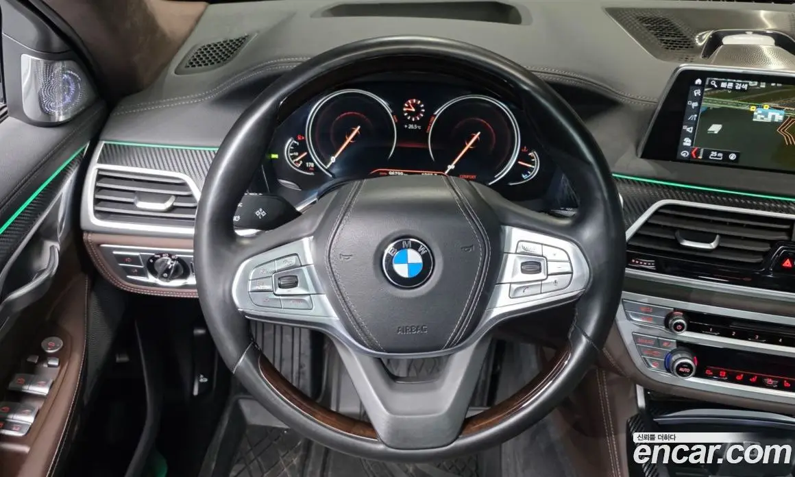 BMW 7 серия 2017 4.4 автомат (гидро), фото 18