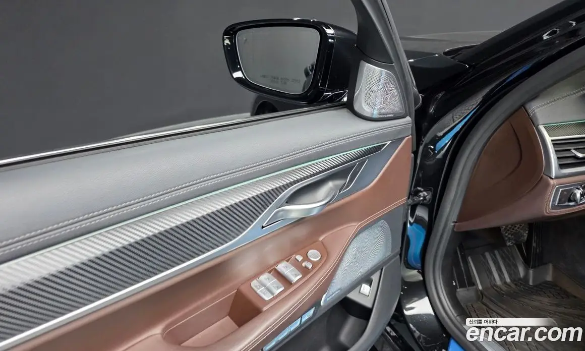 BMW 7 серия 2017 4.4 автомат (гидро), фото 26
