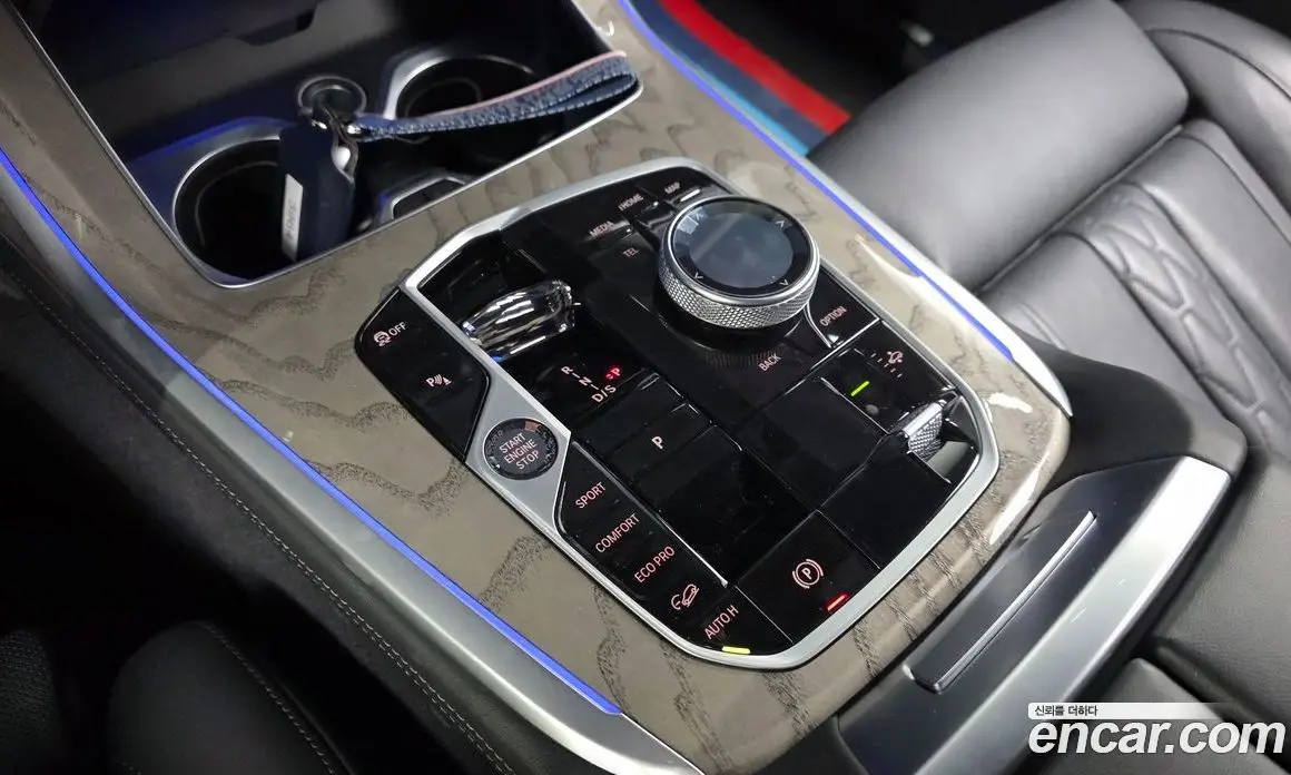 BMW X7 2023 3.0 автомат (гидро), фото 12