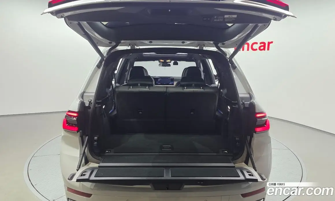 BMW X7 2023 3.0 автомат (гидро), фото 27