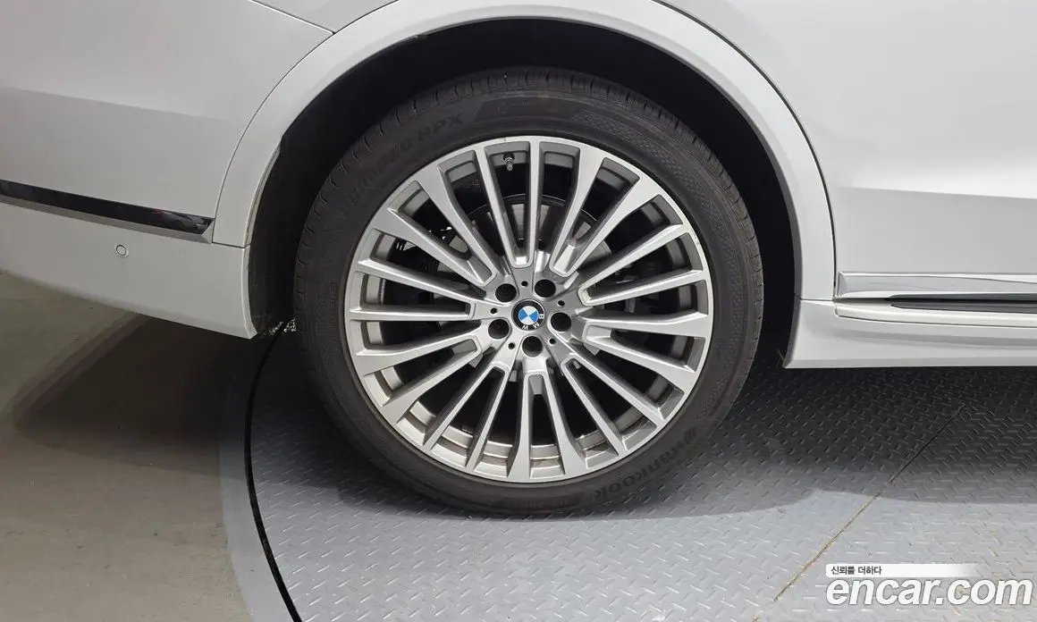 BMW X7 2023 3.0 автомат (гидро), фото 5