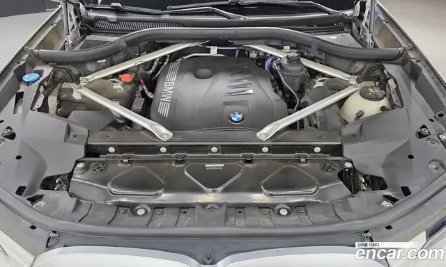 BMW X7 2023 3.0 автомат (гидро), миниатюра 6