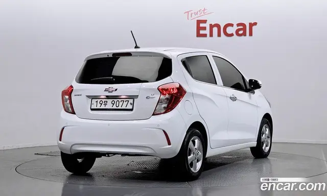 Chevrolet Spark 2018 1.0 автомат (гидро), миниатюра 2