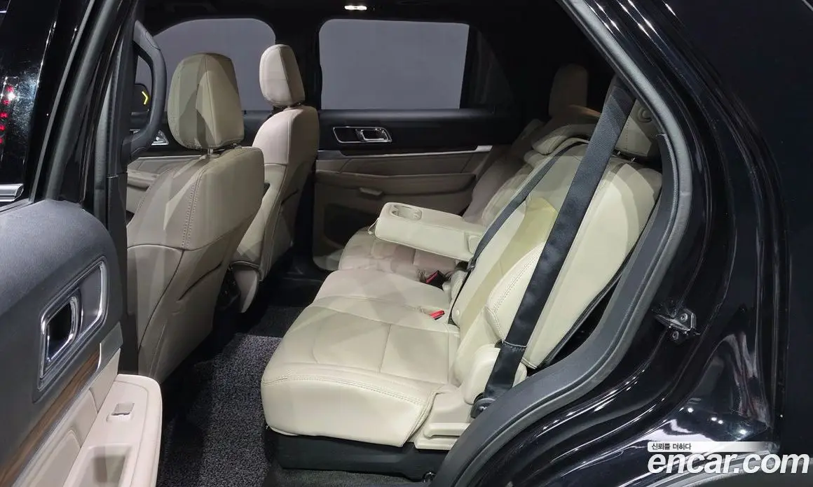 Ford Explorer 2018 2.3 автомат (гидро), фото 16