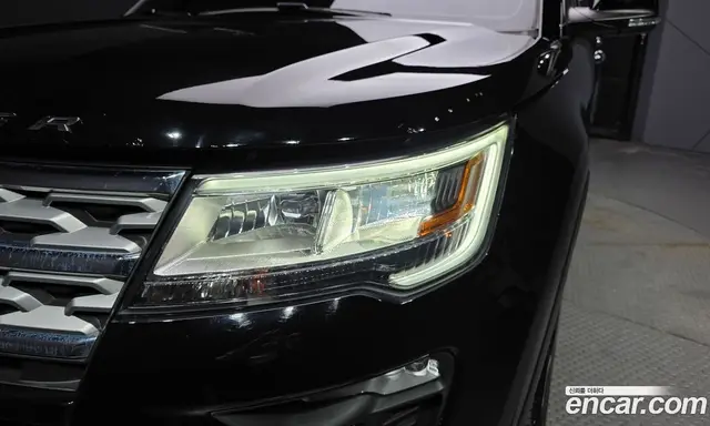 Ford Explorer 2018 2.3 автомат (гидро), миниатюра 8