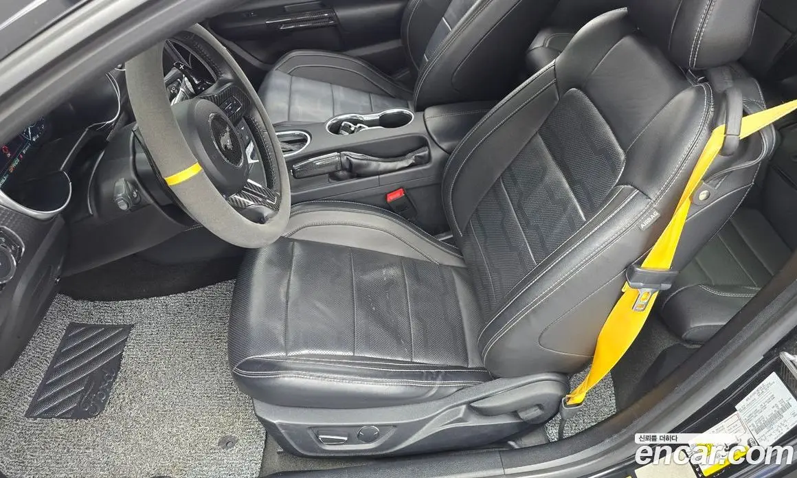 Ford Mustang 2018 2.3 автомат (гидро), фото 16