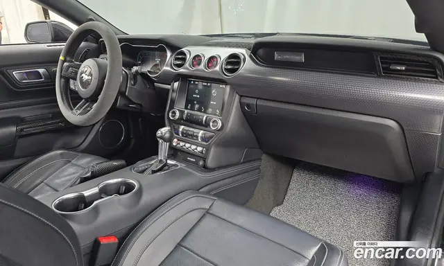 Ford Mustang 2018 2.3 автомат (гидро), миниатюра 10