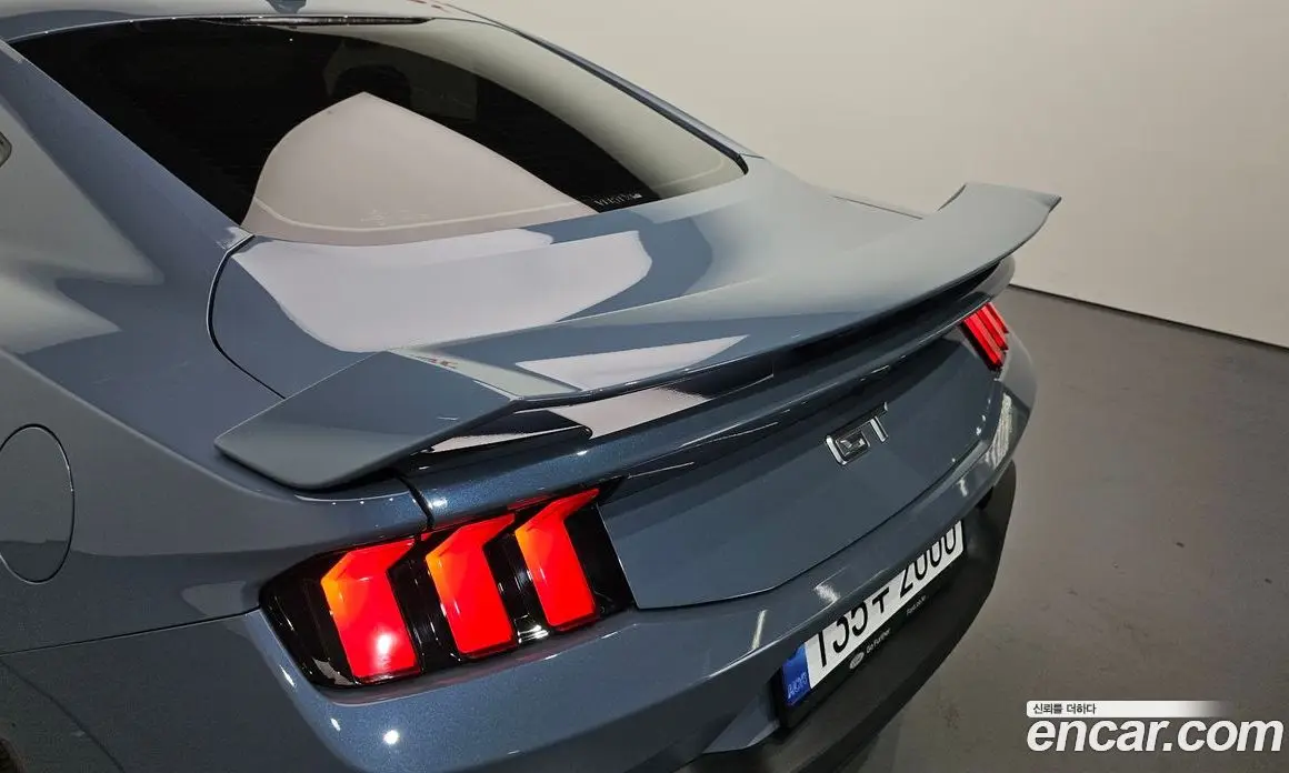 Ford Mustang 2024 5.0 автомат (гидро), фото 22