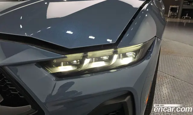 Ford Mustang 2024 5.0 автомат (гидро), миниатюра 8