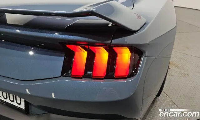Ford Mustang 2024 5.0 автомат (гидро), миниатюра 9