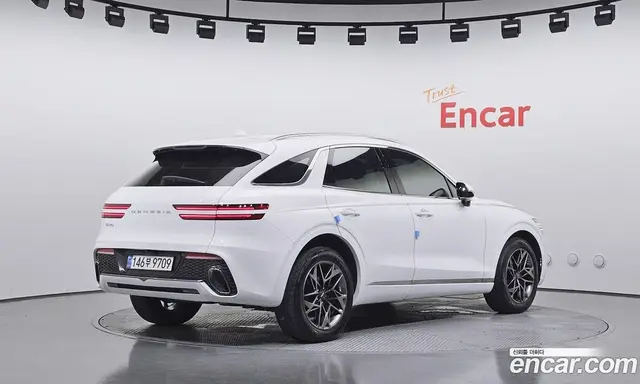 Genesis GV70 2021 2.5 автомат (гидро), миниатюра 2