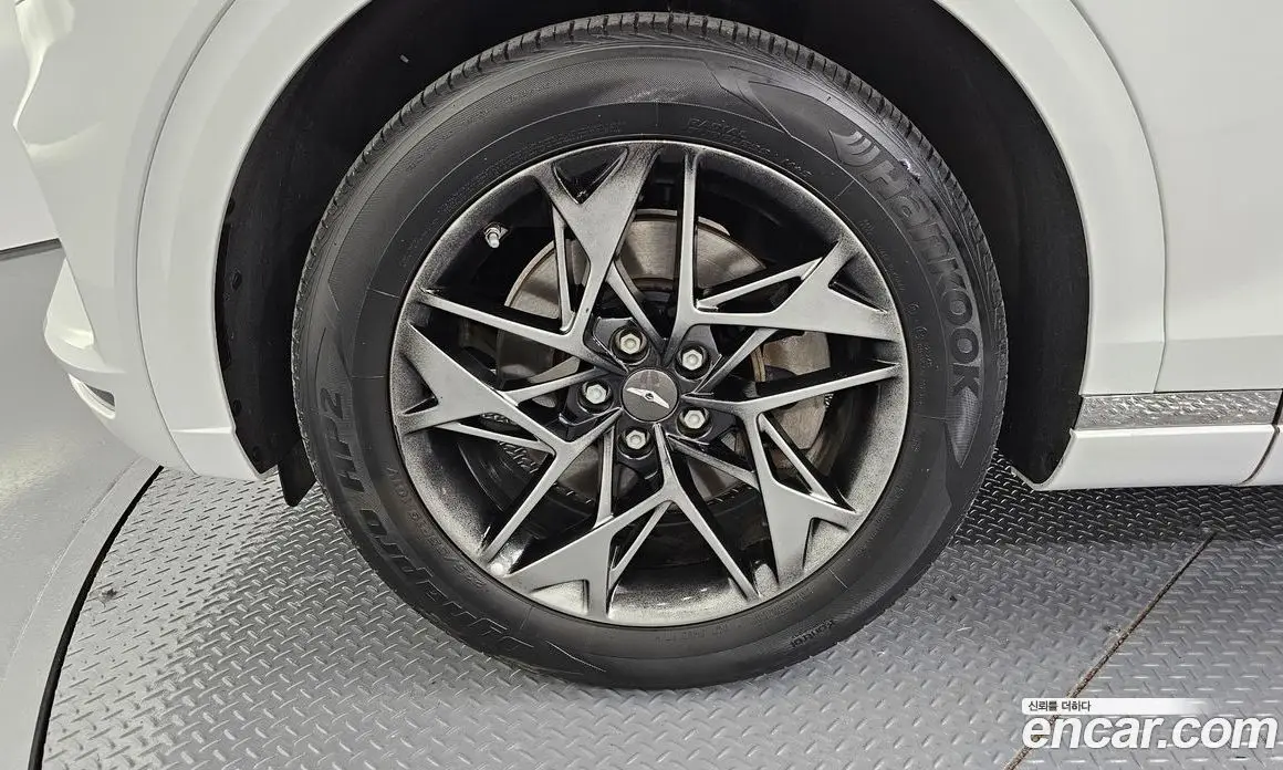 Genesis GV70 2021 2.5 автомат (гидро), фото 5