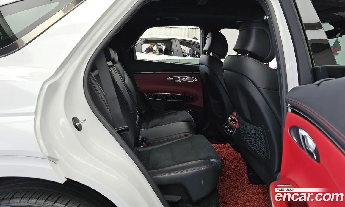 Genesis GV70 2022 2.5 автомат (гидро), фото 18