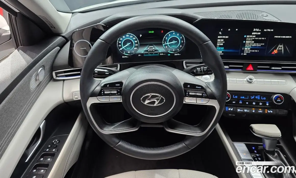 Hyundai Avante 2023 1.6 автомат (гидро), фото 19