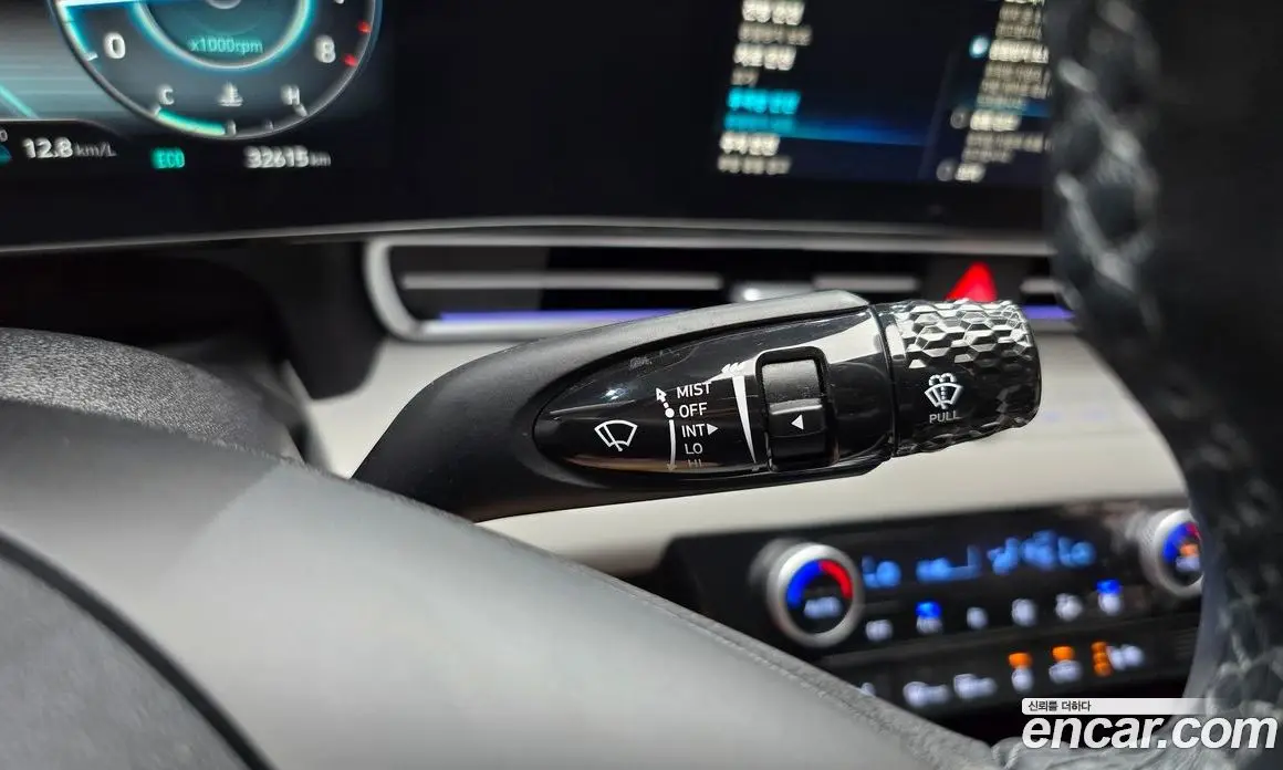 Hyundai Avante 2023 1.6 автомат (гидро), фото 26