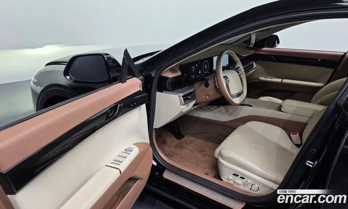 Hyundai Grandeur 2023 3.5 автомат (гидро), фото 13