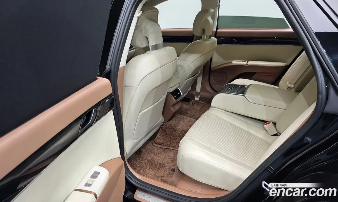 Hyundai Grandeur 2023 3.5 автомат (гидро), фото 18
