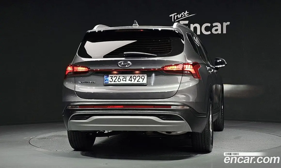 Hyundai Santa Fe 2022 2.2 автомат (гидро), фото 4