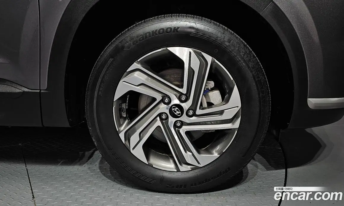 Hyundai Santa Fe 2022 2.2 автомат (гидро), фото 5