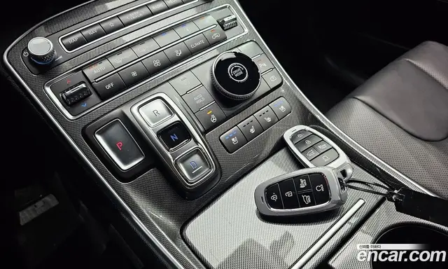 Hyundai Santa Fe 2022 2.2 автомат (гидро), миниатюра 9