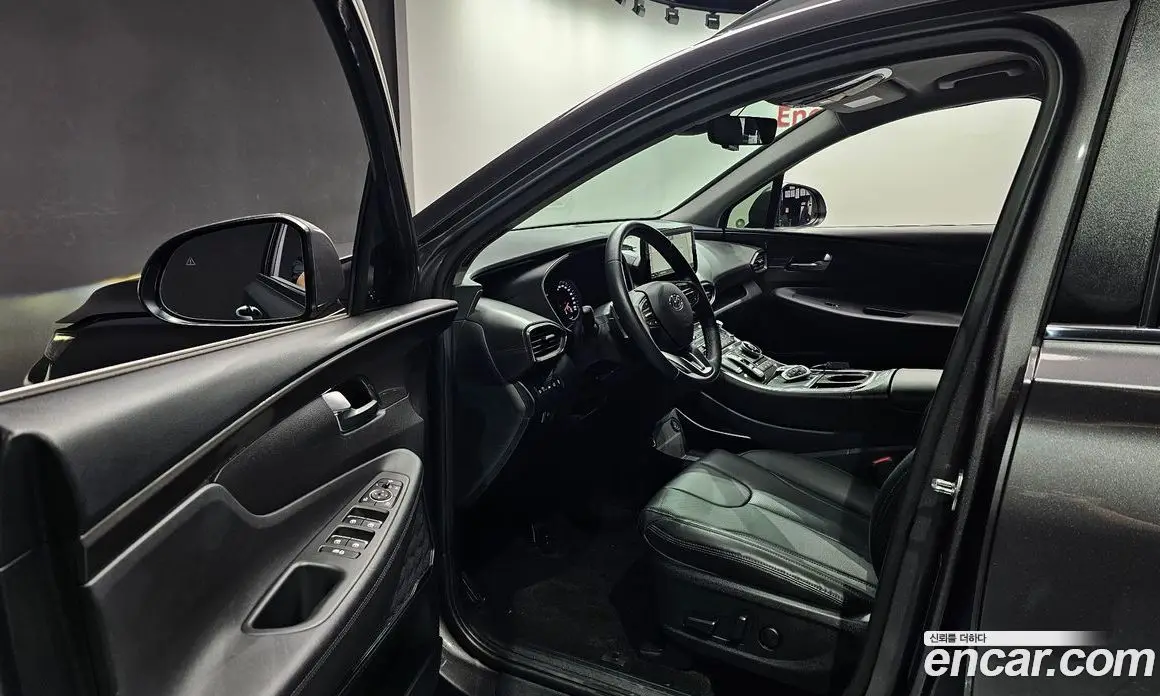 Hyundai Santa Fe 2022 2.2 автомат (гидро), фото 10