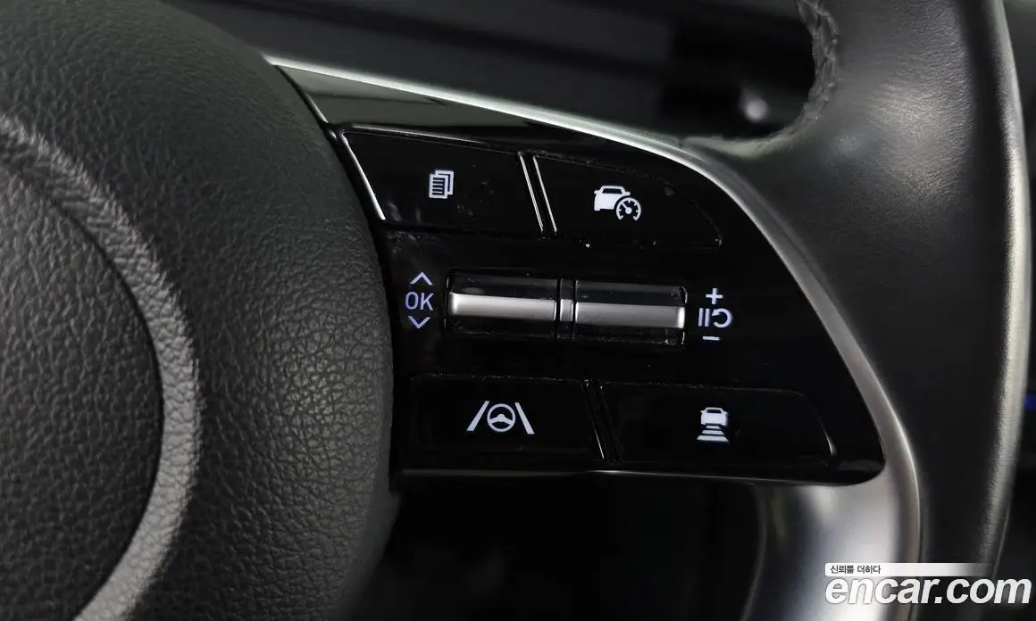 Hyundai Staria 2023 2.2 автомат (гидро), фото 23