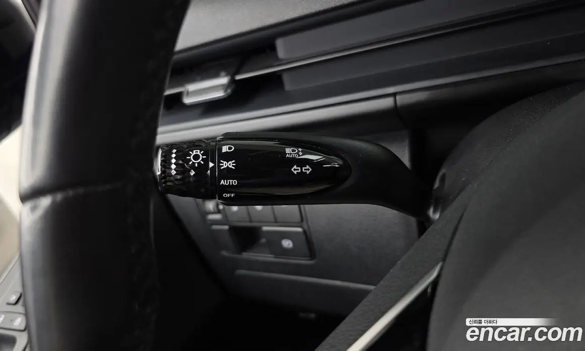 Hyundai Staria 2023 2.2 автомат (гидро), фото 30