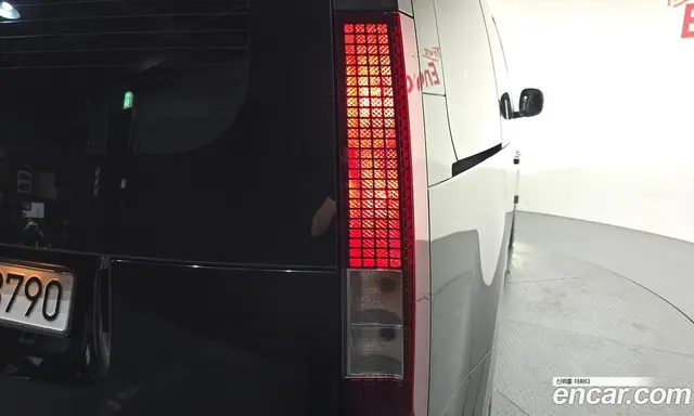 Hyundai Staria 2024 1.6 автомат (гидро), миниатюра 8