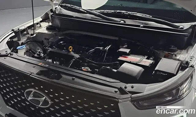 Hyundai Venue 2021 1.6 автомат (гидро), миниатюра 5