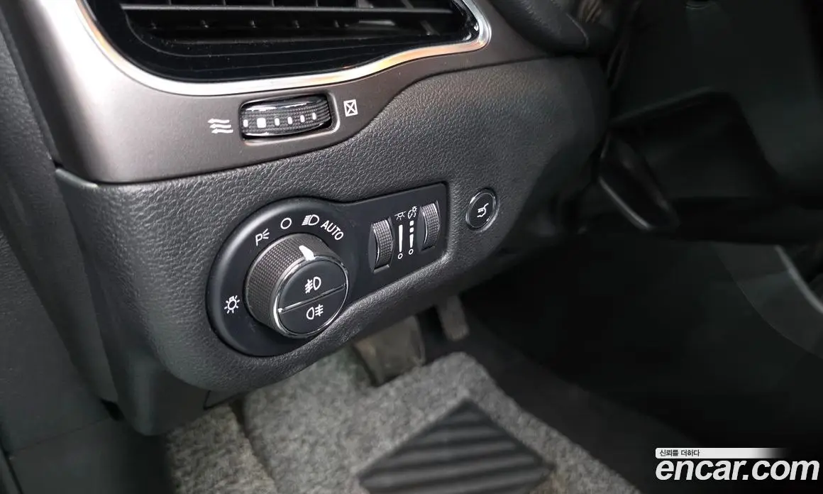 Jeep Cherokee 2022 2.4 автомат (гидро), фото 32