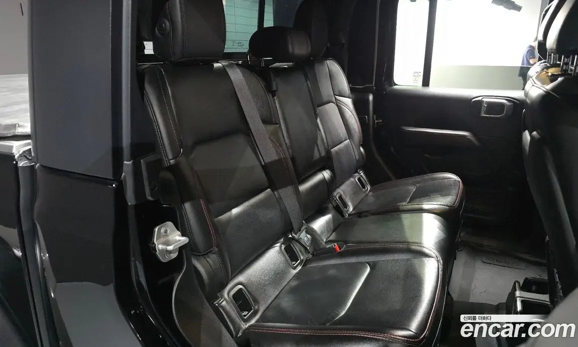 Jeep Gladiator 2021 3.6 автомат (гидро), фото 17