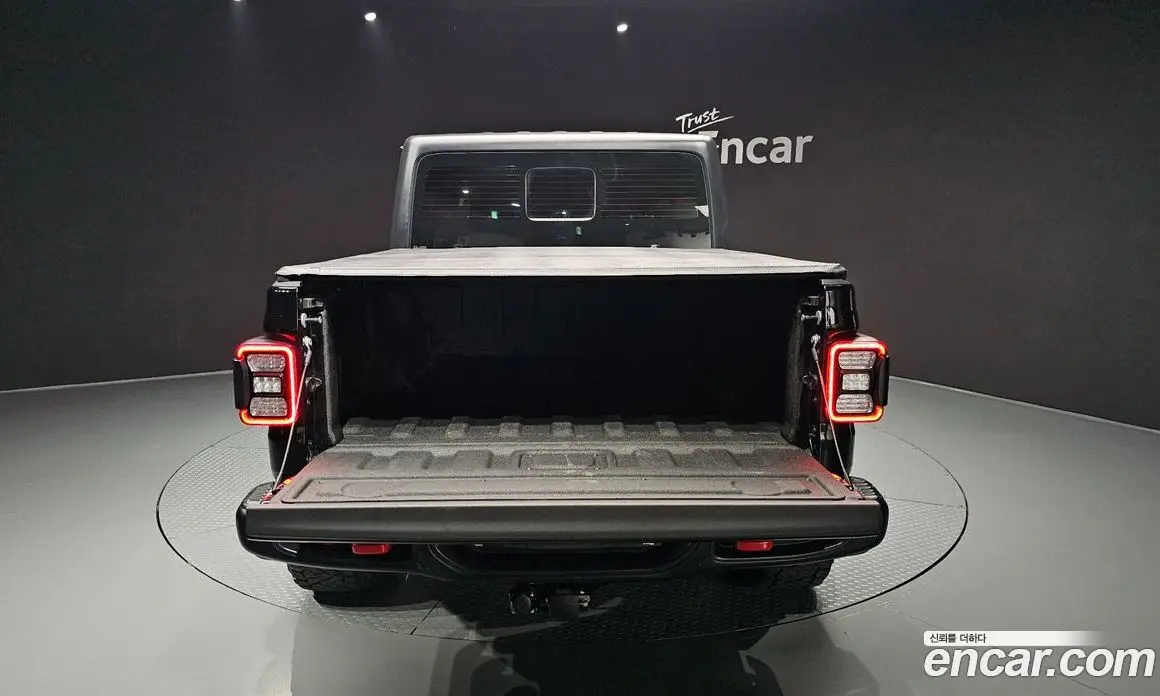 Jeep Gladiator 2021 3.6 автомат (гидро), фото 26