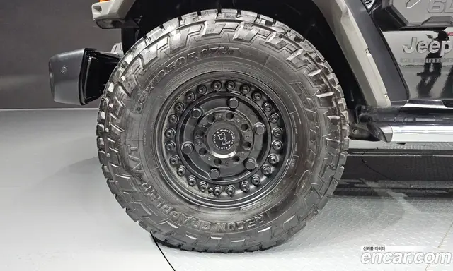 Jeep Gladiator 2021 3.6 автомат (гидро), миниатюра 5