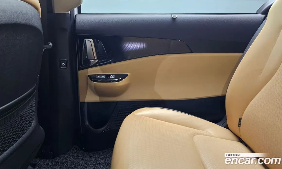 Kia Carnival 2021 2.2 автомат (гидро), фото 15