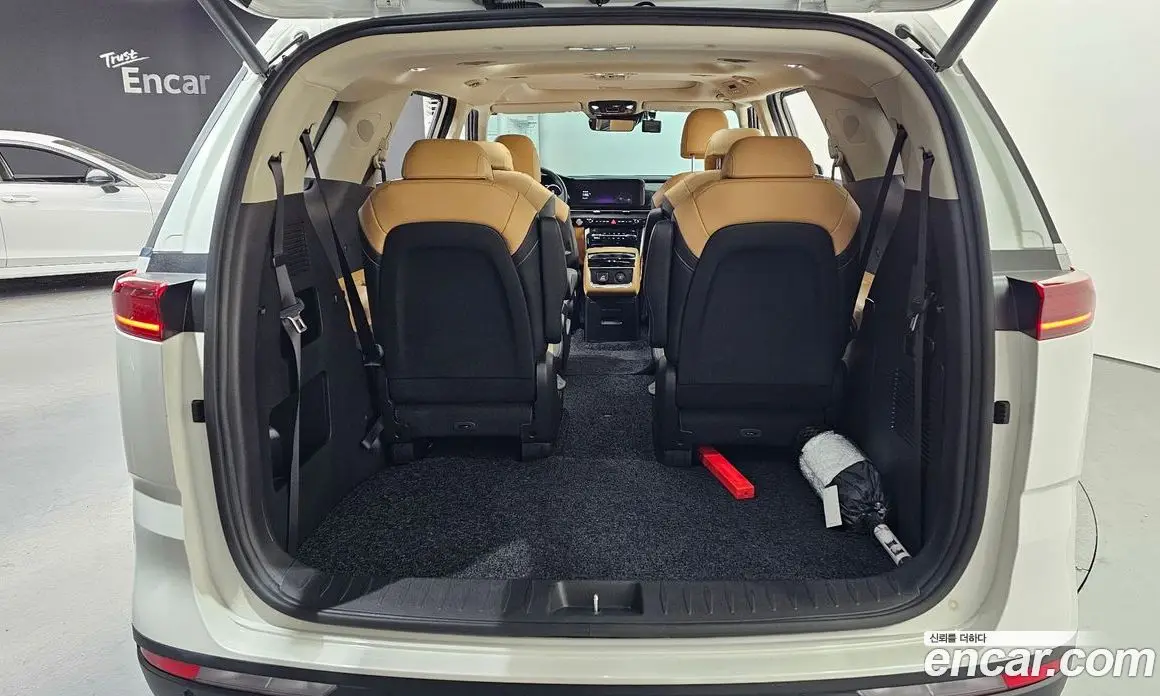 Kia Carnival 2021 2.2 автомат (гидро), фото 26