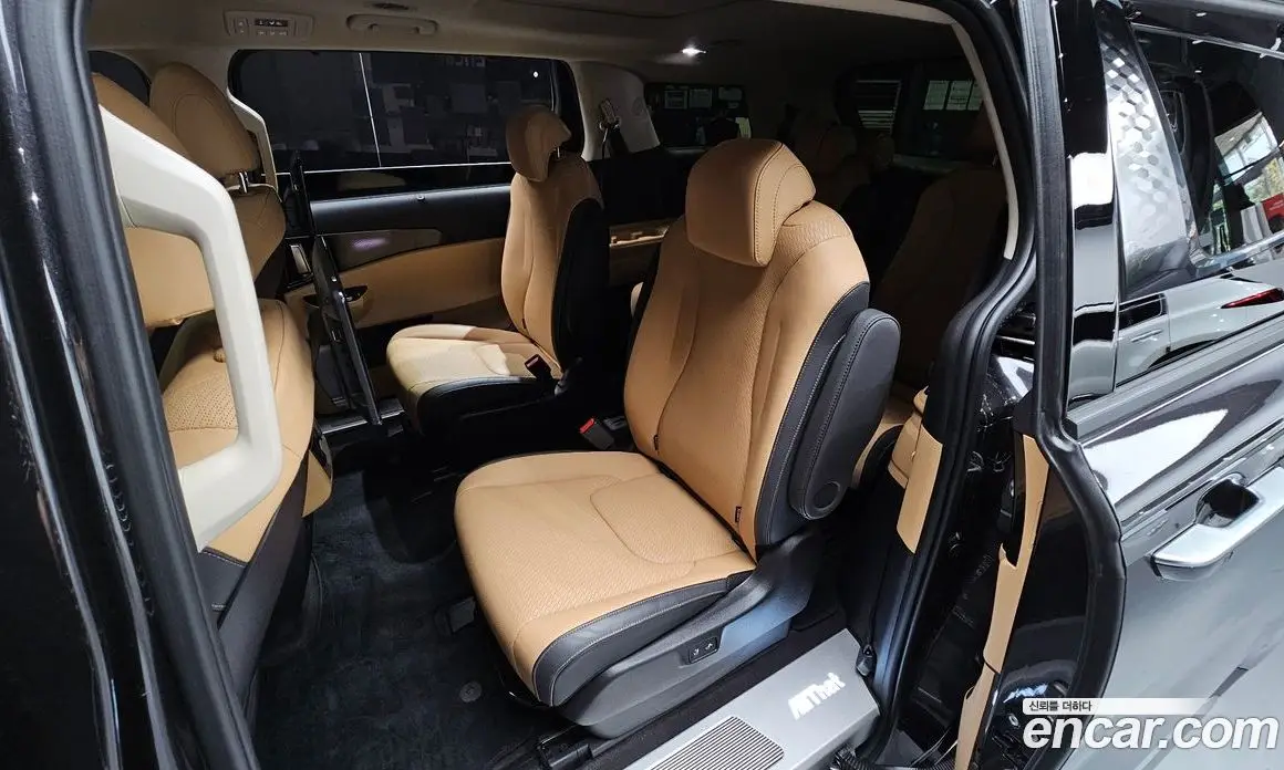 Kia Carnival 2023 3.5 автомат (гидро), фото 12