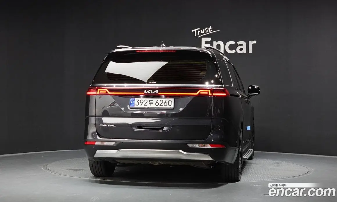 Kia Carnival 2023 3.5 автомат (гидро), фото 4