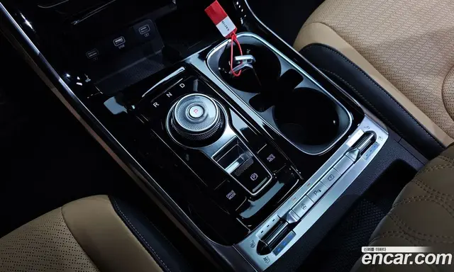 Kia Carnival 2023 3.5 автомат (гидро), миниатюра 9