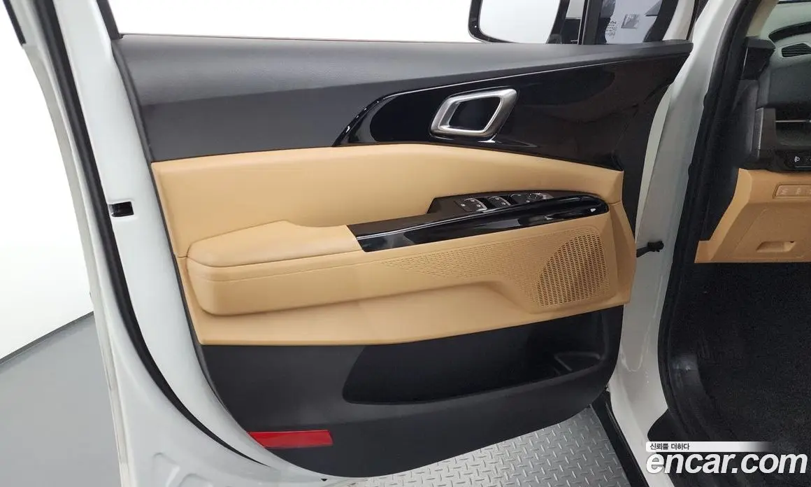 Kia Carnival 2023 2.2 автомат (гидро), фото 14