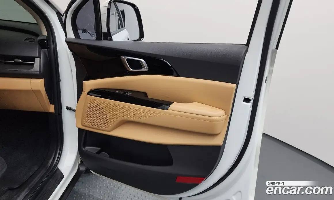 Kia Carnival 2023 2.2 автомат (гидро), фото 15