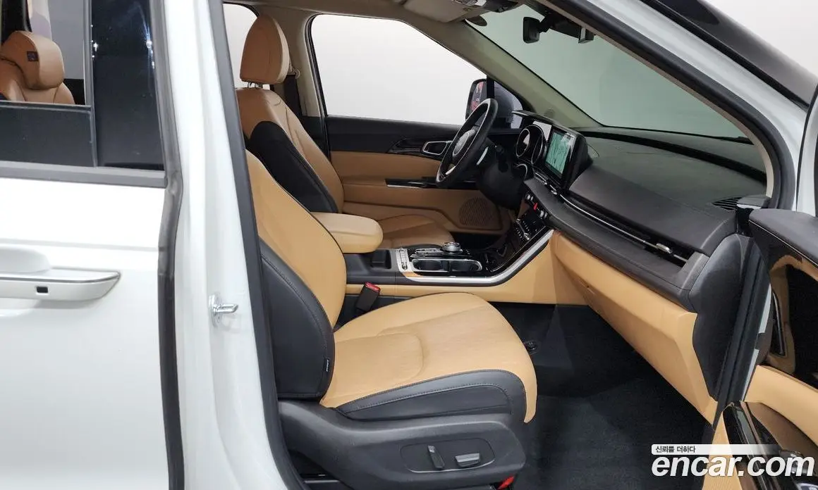 Kia Carnival 2023 2.2 автомат (гидро), фото 16