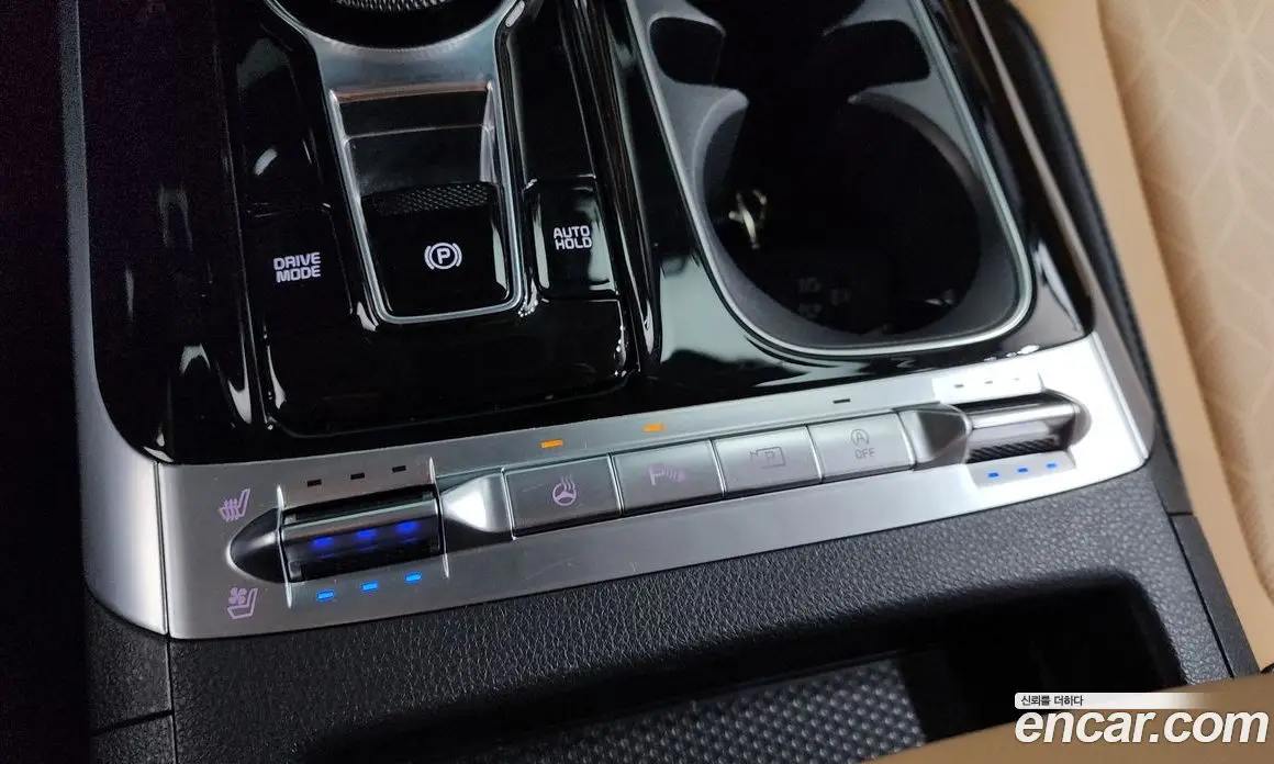 Kia Carnival 2023 2.2 автомат (гидро), фото 28