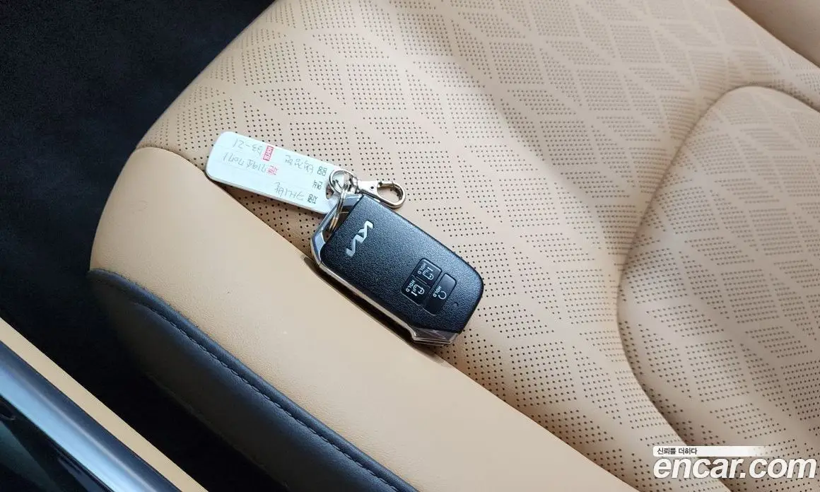 Kia Carnival 2023 2.2 автомат (гидро), фото 32