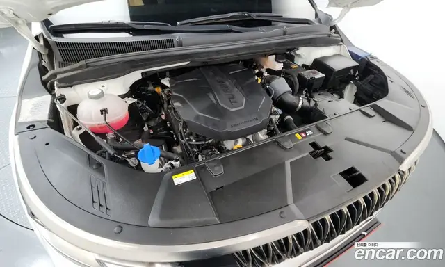 Kia Carnival 2023 2.2 автомат (гидро), миниатюра 6