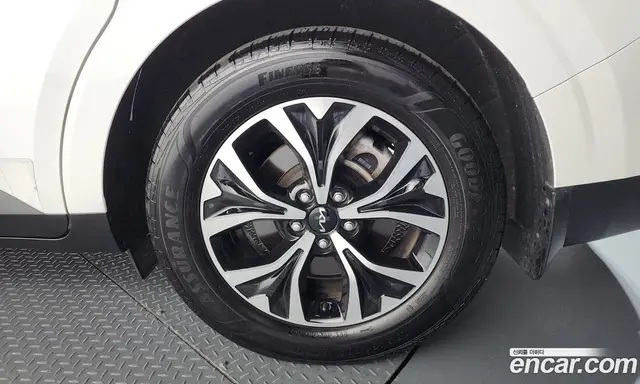 Kia Carnival 2023 2.2 автомат (гидро), миниатюра 7
