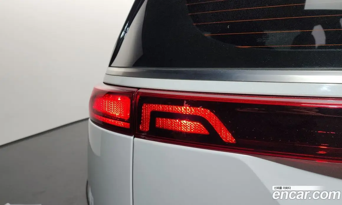 Kia Carnival 2023 2.2 автомат (гидро), фото 9