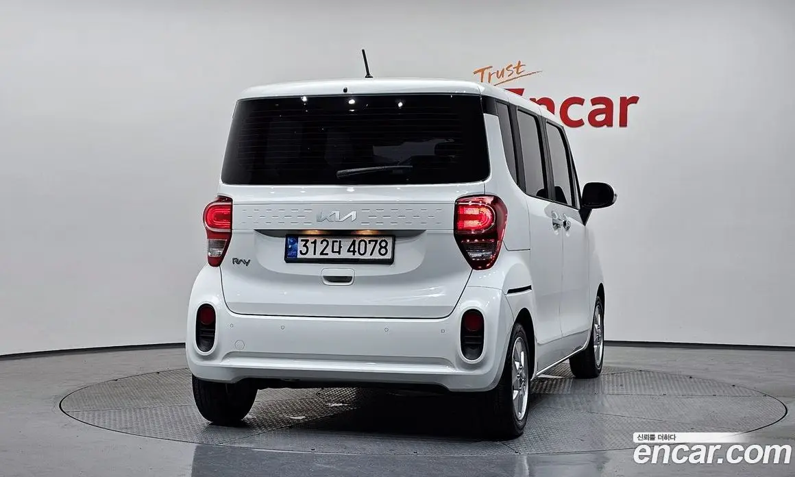 Kia Ray 2022 1.0 автомат (гидро), фото 4