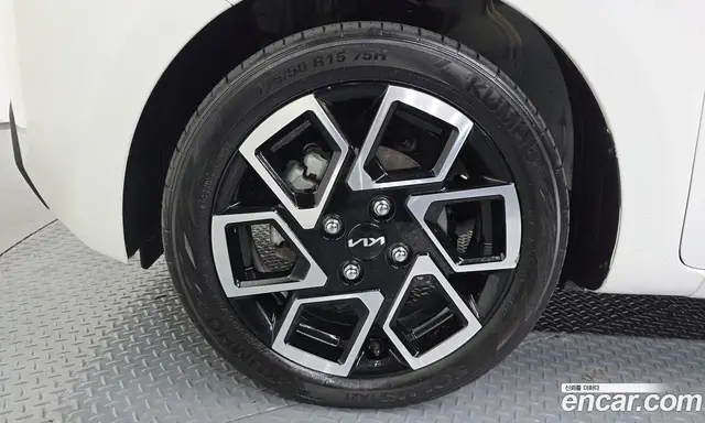 Kia Ray 2024 1.0 автомат (гидро), миниатюра 5