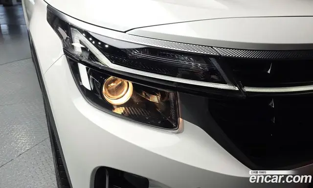 Kia Seltos 2025 1.6 автомат (гидро), миниатюра 8