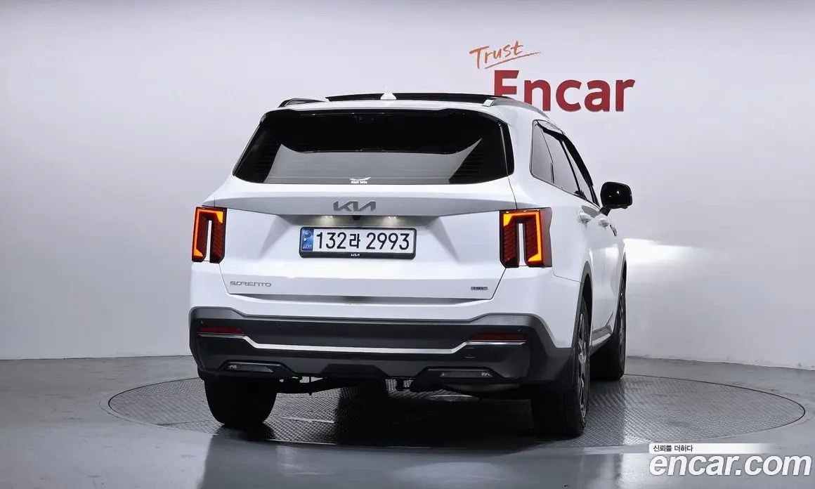 Kia Sorento 2024 1.6 автомат (гидро), фото 4